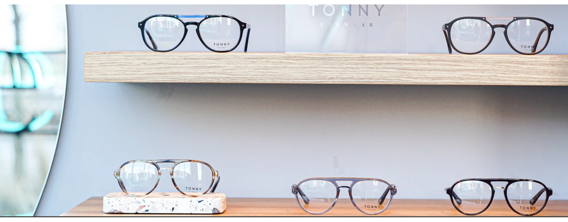 "Niech kupujący się strzeże".  Jaka jest dziś rola sprzedawcy?